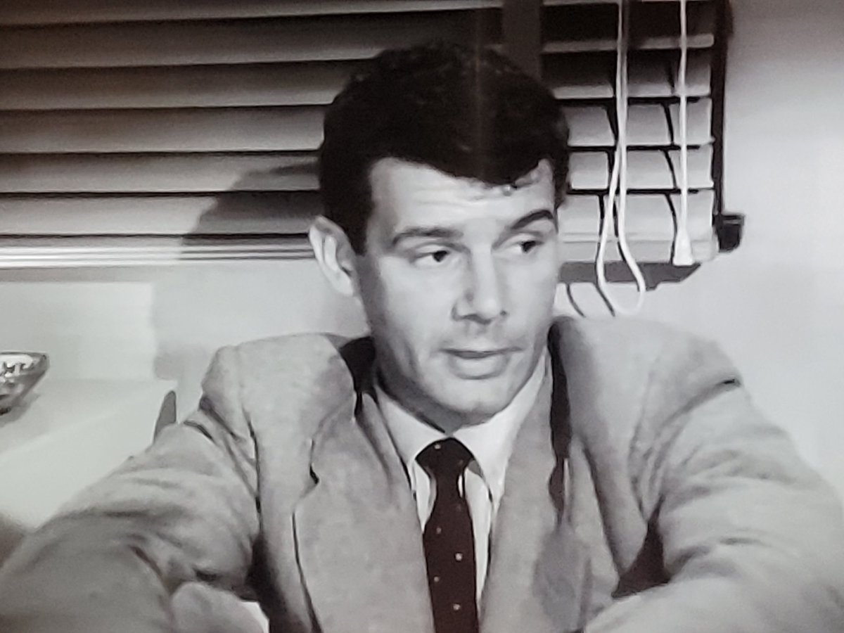TOSSatNight's tweet photo. #TOSSAlumniSighting Harry Landers #PhantomFromSpace #BMovieManiacs #TOSSatNight https://t.co/u5OhPaZQs4