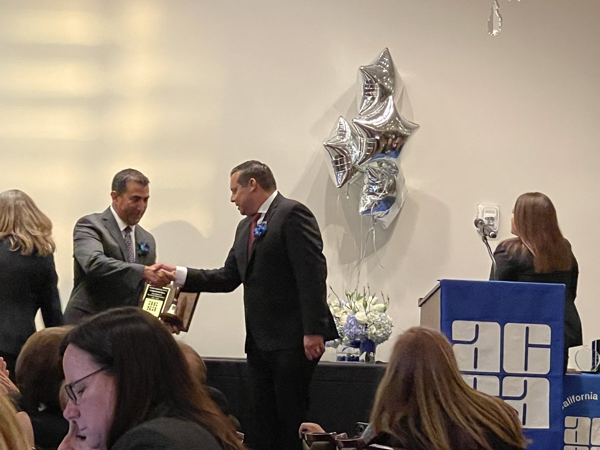 Carlos Ochoa tweet media