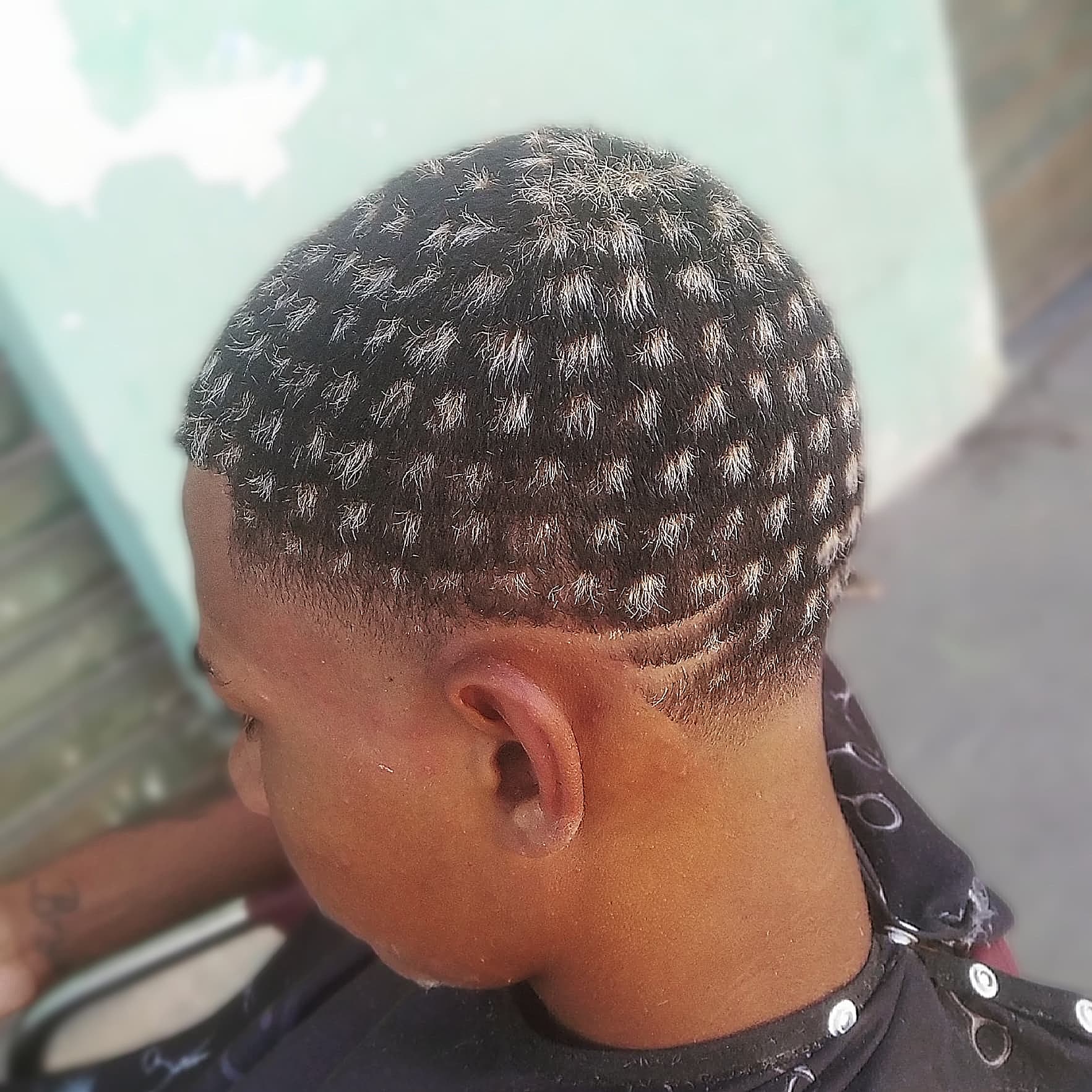 Corte americano para cabelo crespo