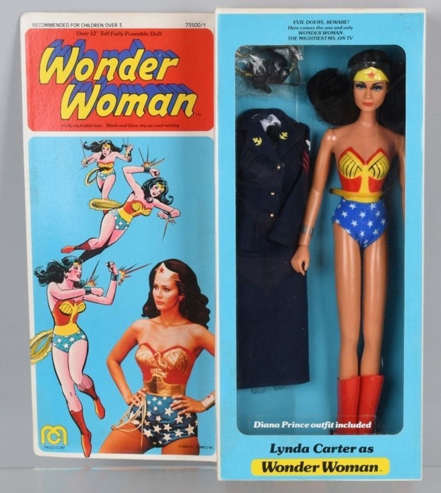 RealLyndaCarter's tweet photo. At least they didn’t give you hot dog legs, Mark. https://t.co/babNhh02bi