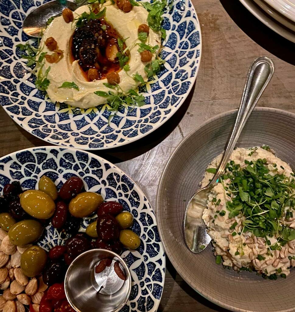 dphdjd's tweet photo. Starting off the birthday week with dinner at one of my favorite places in Austin @abarestaurant🍹🍹! I honestly can't believe I'm turning 50 years old in a few days. 🍾🥂
#golden #birthday #taurus #drinks #dinner #austinfood #austin360eats #austineats… https://t.co/CsJb81pq9q https://t.co/YqeoHQzyXL