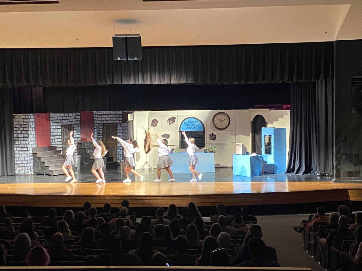 RiceThatRuns's tweet photo. Little Shop of Horrors is off to a great start. #weRtabb https://t.co/kcgZWP6xZP