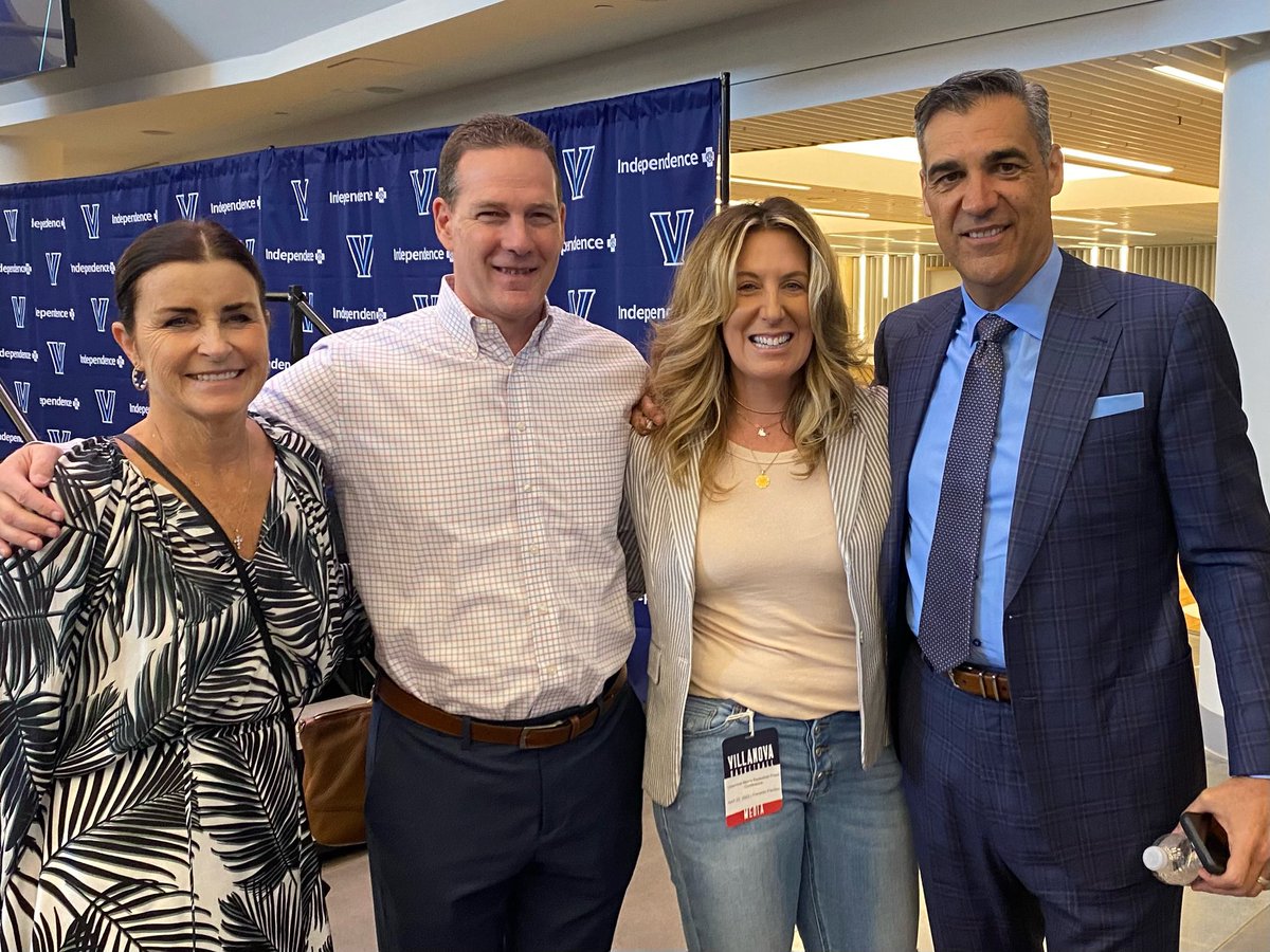 Thanks for the friendship and memories Patty and <a href="/VUCoachJWright/">Jay Wright</a> Wishing you so much love and happiness in the next chapter 💙💙