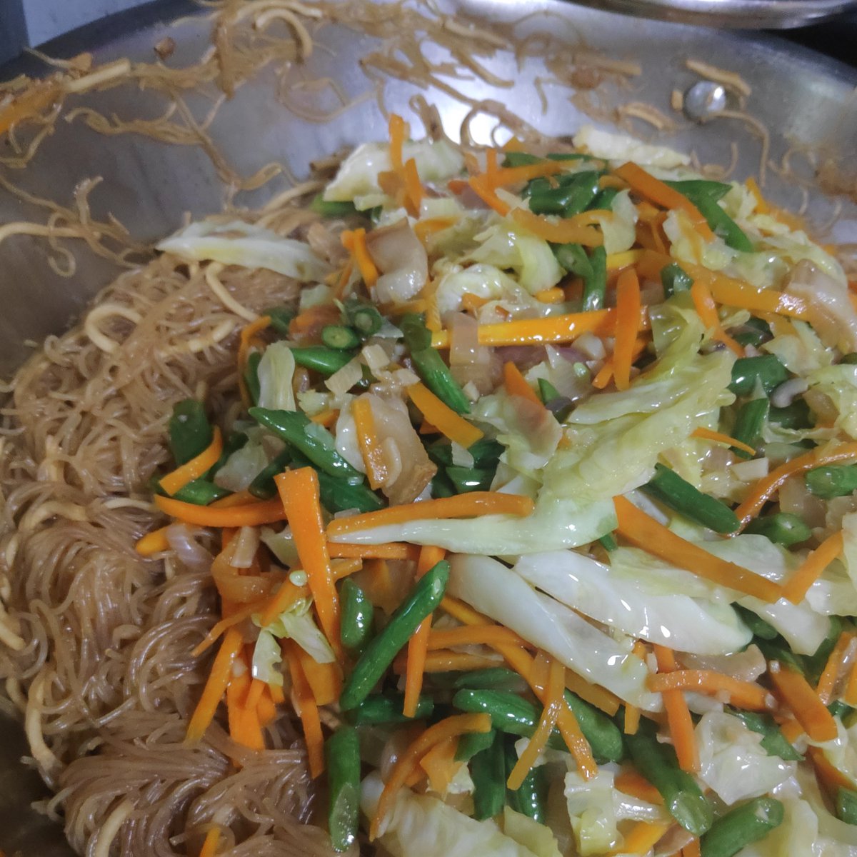OSmidth's tweet photo. #pinoyfood #whattoeatph #filipinofood  #lutongbahay #pinoyfoodie #filipinofoodmovement #yummyph #foodieph #pagkaingpinoy #eatpilipinas #panlasangpinoy #foodinfluencerph  #Foodphotography #FoodPorn #Foodblogger #Foodie #Foodlover #Foodblog https://t.co/ieogDr21RV