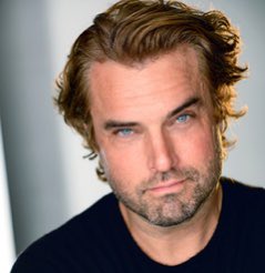 Imagine hearing your dad murder your mom? That’s exactly what happened to <a href="/collierlandry/">Collier Landry</a> when he was just 11 years old. He survived and now helps #domesticviolence victims on his own podcast …#MovingPastMurder …on <a href="/PodcastSTS/">Surviving The Survivor Podcast</a> NOW …

youtu.be/Xtdt6fmdhyg

#TrueCrime #Murder