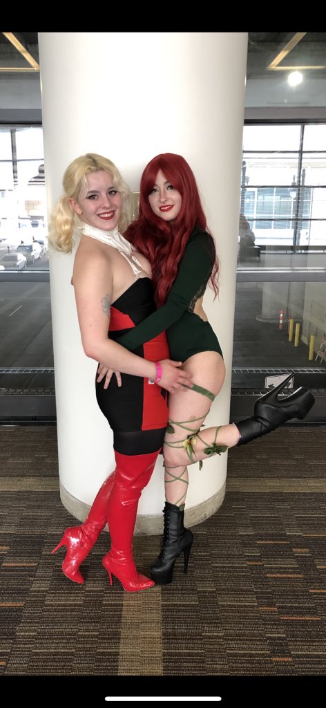 Luna_Kat13's tweet photo. #pckc #planetcomicon https://t.co/lCA9BMxxTG