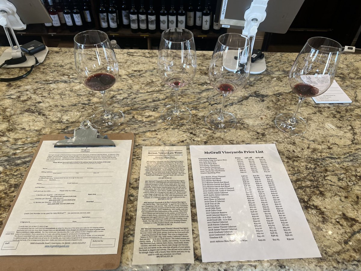 Leonard Thompson tweet media