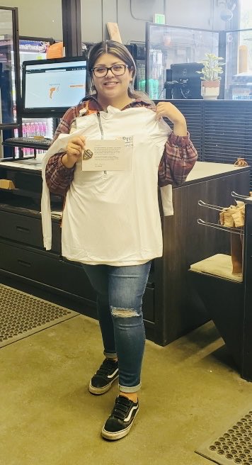 615_orangehd's tweet photo. Congrats Karen for being a Pro Champion for Q4! You are a CHAMP! https://t.co/EQOARHOYdx