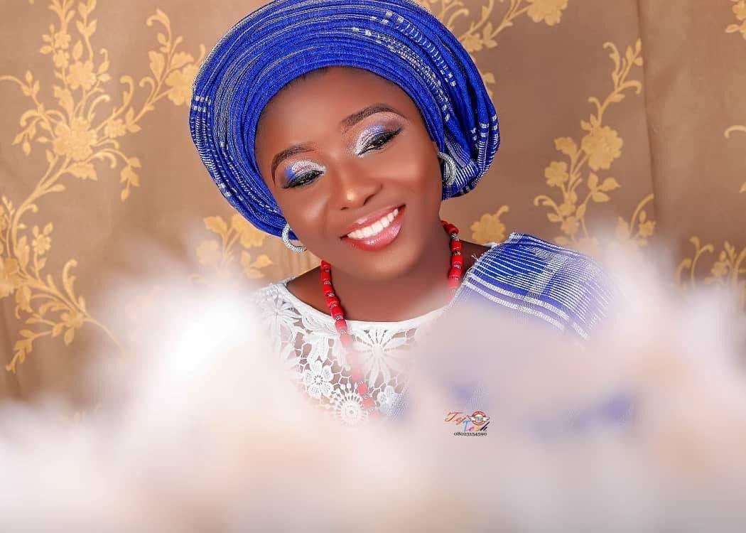 AyindeHalimot's tweet photo. Hey world 🌍
It's Amope's day❤️
MGL sis🙏💯 https://t.co/DaS7GsKs80