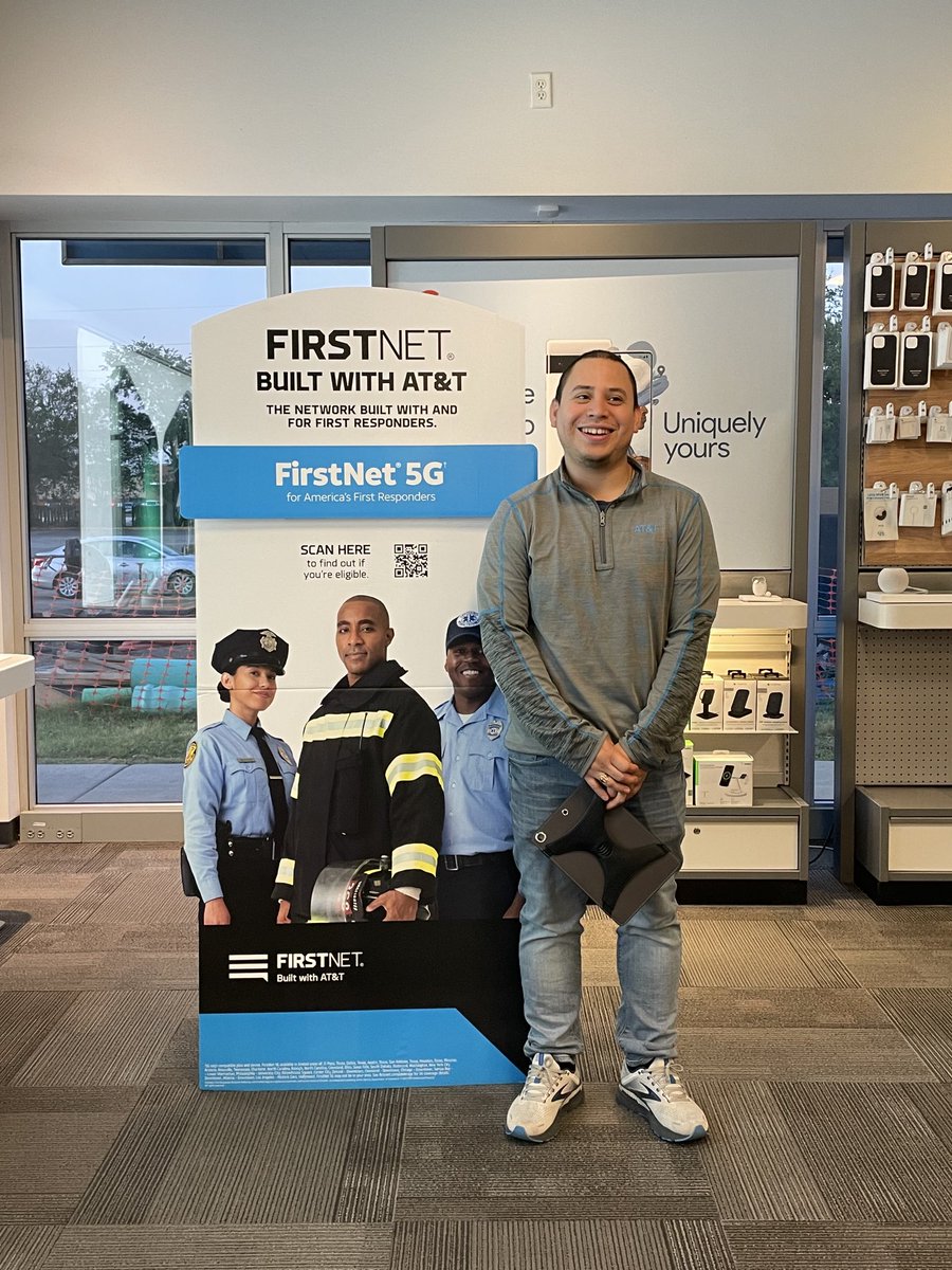 Dorinda Warlick (@dorinda_warlick) on Twitter photo Wilmington with another FirstNet expert in the house!! Congratulations to Jose Flores Martinez!!! <a href="/rb893m/">Ryan Bergman</a> <a href="/jerryfornwalt/">Jerry Fornwalt</a> <a href="/404girl/">Betsy Francis</a> <a href="/910BigDog/">Alex Mitchell</a> Wilmington with another FirstNet expert in the house!! Congratulations to Jose Flores Martinez!!! <a href="/rb893m/">Ryan Bergman</a> <a href="/jerryfornwalt/">Jerry Fornwalt</a> <a href="/404girl/">Betsy Francis</a> <a href="/910BigDog/">Alex Mitchell</a>