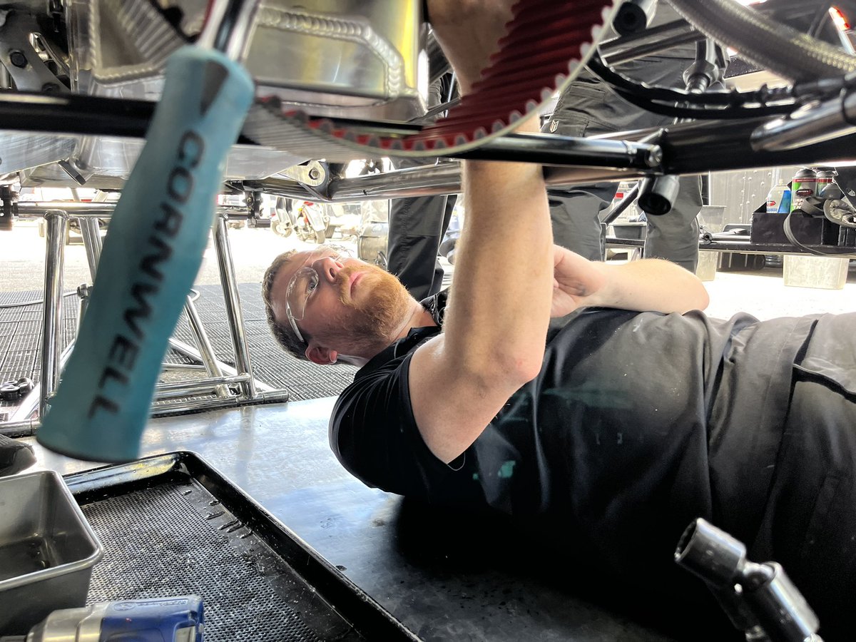 JFR_Racing's tweet photo. Almost go time in Houston 👊
@NHRA #SpringNats https://t.co/U4q0Ovl0JP