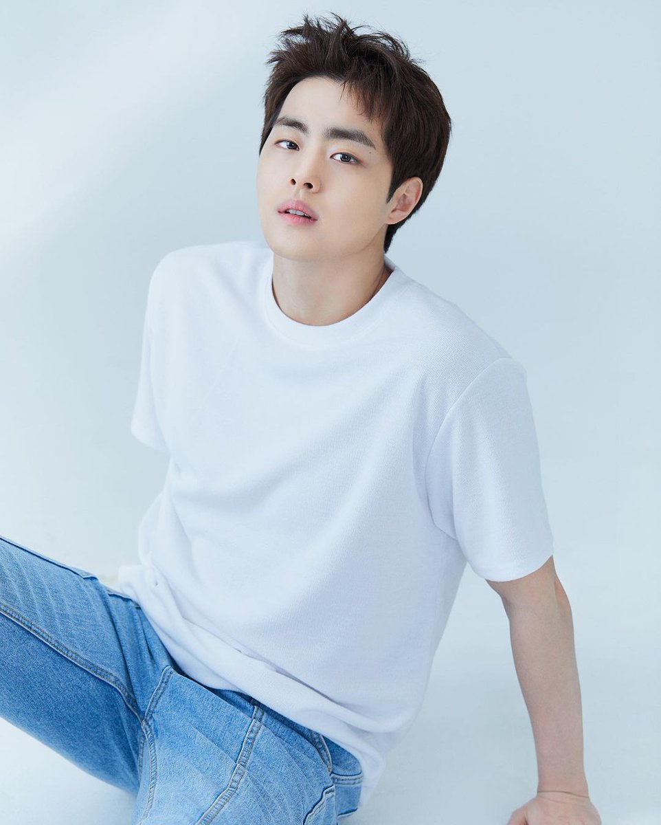 사랑하는 우리 공주 생일 많이 축하해💙
 보고싶다 얼른 보쟈😊
그날까지 아프지 말고 우리 생각 많이 해줘
우리도 항상 잊지 않고 병규 응원하고 있을게
태어나줘서 너무 고마운 소중한 병규 사랑해💙