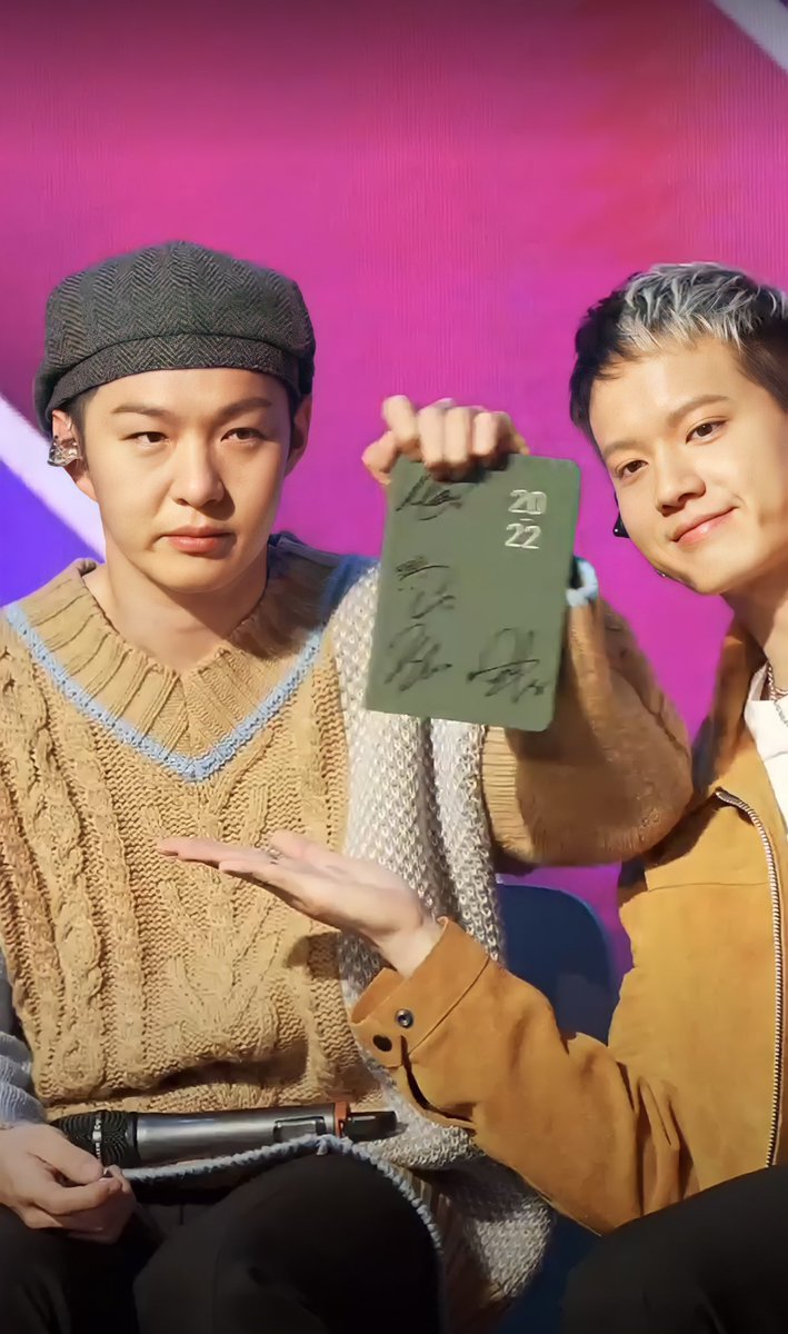 pensubbie's tweet photo. good morning π
#BTOB #μ΄μ°½μ #νλμ
#ν¬λλΌμΈ #PenSub https://t.co/oIaHXMeudL