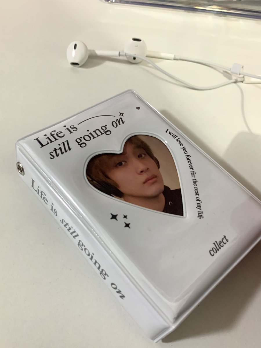 vinthaege's tweet photo. ㅤ
📦! ✿˚.⋆ #from_uzzu

Finally got my hands on this pretty collbook. Thank you for hosting this GO~ Very accomodating and super smooth transaction! Little late on feedback, but thank you so much for bringing my items home safe and secure, @uzzu_orders .ᐟ
ㅤ https://t.co/YjJwF1YrVa