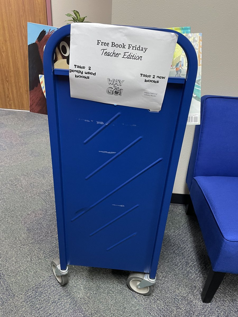 MrsEibertDCE's tweet photo. Thank you @DentonCreeklib for allowing your used books find new homes in our classroom libraries! Nothing teachers love than free books! @DCEtrailblazers https://t.co/XnwlOFohe7