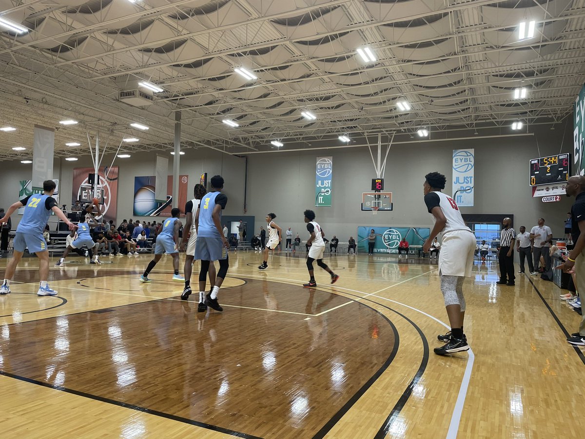 ARosenfeldHoops's tweet image. Villanova, Tennessee, Memphis, LaSalle, Penn, TCU, Fairfield head coaches + assistants from Temple, Bowling Green, Kentucky, Princeton, Oklahoma St, Rider, Texas, UIW, Maryland, Tulsa, Colorado St, Cleveland St, Auburn, UConn, UNM among those for @TeamFinalEYBL + @HoustonHoops17U