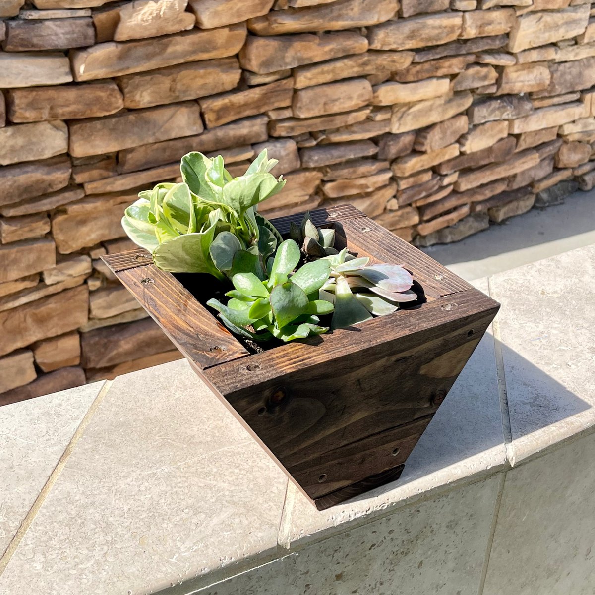 SantaSuDMS's tweet photo. We have new arrivals: Wooden Flower Earrings and a Wooden Succulent Pot! Choose from a wide selection of different earring designs, or plant your succulents in this rustic wooden pot! They are available for purchase now on our website. 🪴🌺

#wooden #flower #earrings #succulents https://t.co/ZGrvYsaBiJ