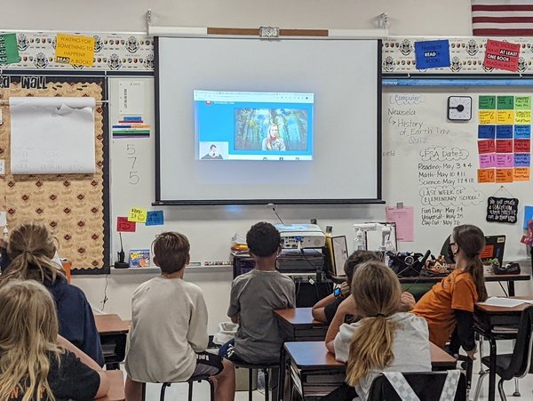MrsCossum's tweet photo. Just writing some haikus for Earth Day and learning about the planet from conservation scientists. @StowersElem https://t.co/ShFL1JUTc9