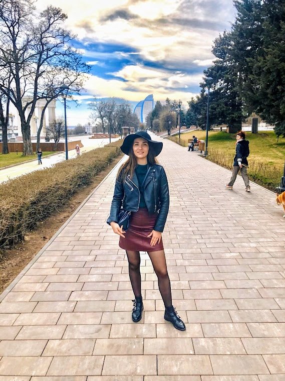 Liana Saenko (@saenkoliana) on Twitter photo 
