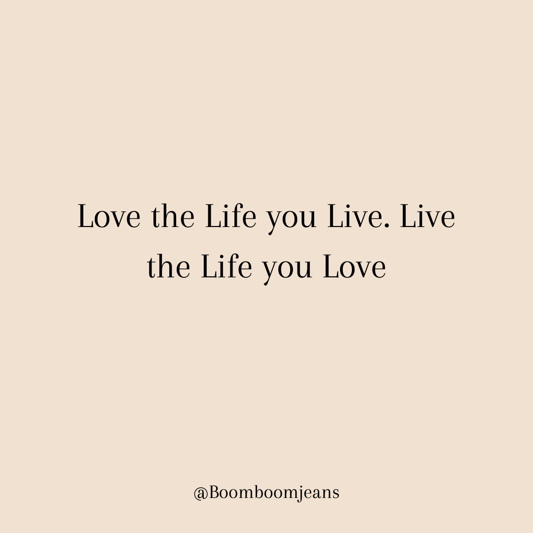 BoomBoomJeans's tweet photo. The Weekend is here! Happy Friday! https://t.co/psOD6DKpb1