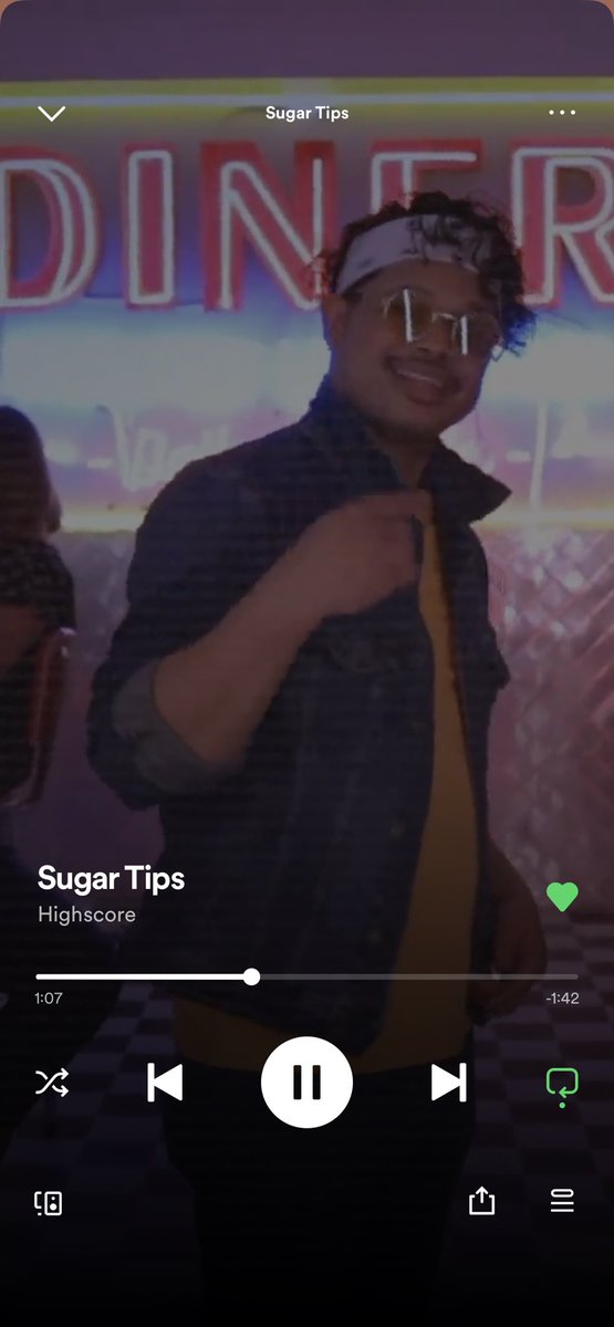 c_hillmedia's tweet photo. We worked so hard on this song. 10/10 happy that it's out 🙌🏻

https://t.co/4WCtlyjQ9x

@HIGHSC0REMUSIC https://t.co/vMIkYEKdfB
