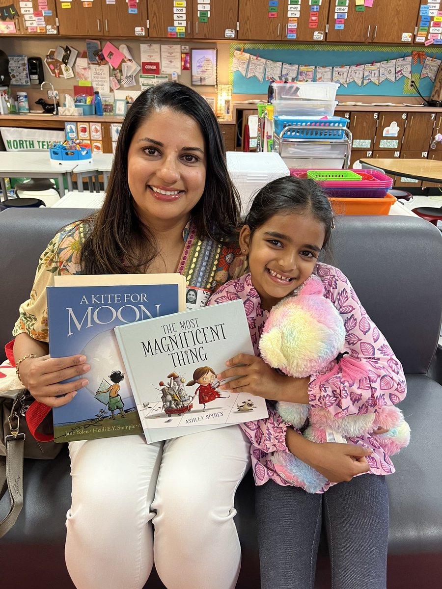 We 💗 Mystery Readers!!! Thank you to Ananya’s mom for visiting and reading to us today! 📖#ccereads