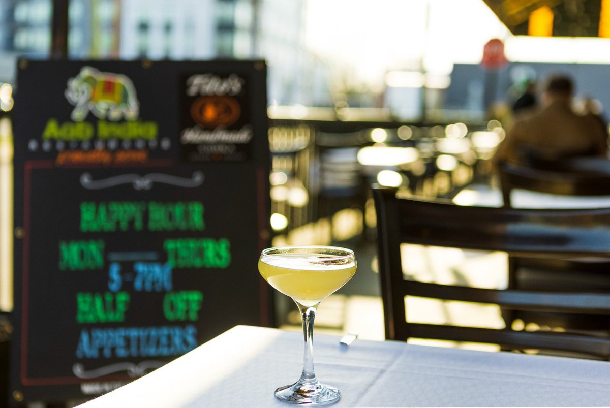 aabcbus's tweet photo. Yes! The Patio is Open now at Aab.
Such a beautiful day today to enjoy our Chicken Tikka Masala with a cocktail at our patio. #Patio #BestIndianRestaurant #HappyHours #Cocktails https://t.co/3iAQUnsq7i