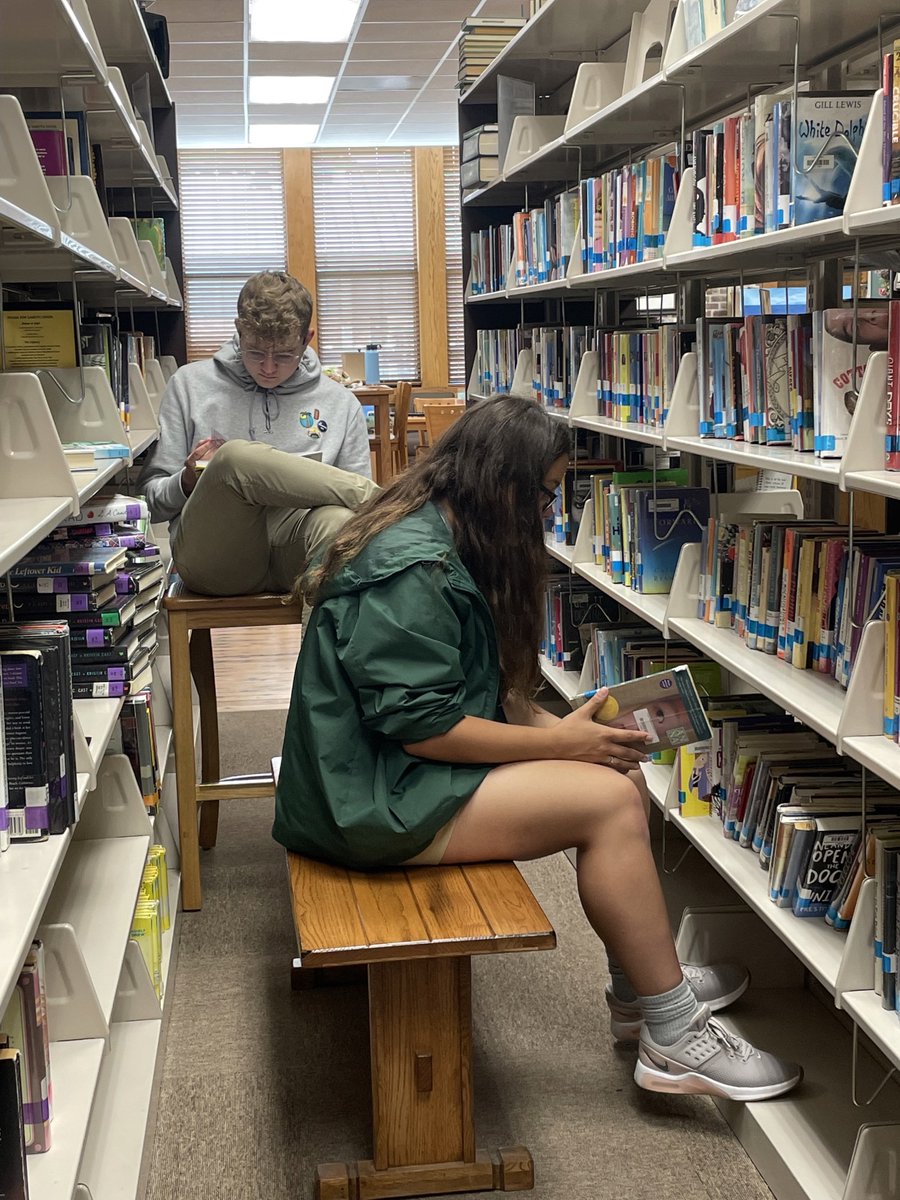 FshsLibrary's tweet photo. Fabulous senior helpers in the library today.  Eventually, they started reading the books instead of shelving the books. Thanks so much for the help!! https://t.co/Sk473DiqVT
