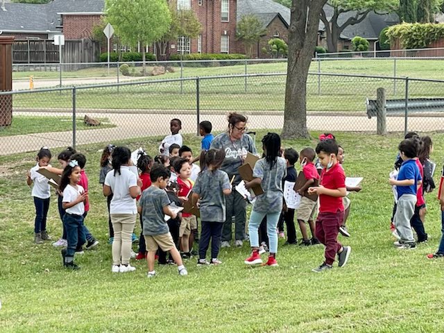 MrsRobersonCFB's tweet photo. It was a great day for our PreK coyotes as they learned all about Earth Day! 🌎💙@McWhorterES @CFBISD @eyeonliteracy @tilleylcfb @SandyMeyerCFB #cfbisdprek https://t.co/fRps18gRms