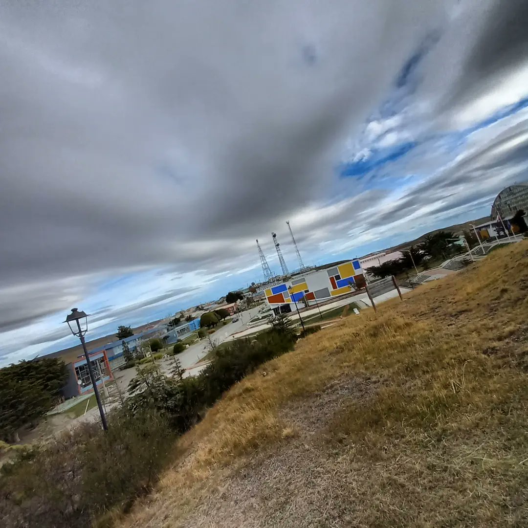 rodofueguino's tweet photo. #hoy participamos de la Inauguración de la Biblioteca Municipal Desenka Vukasovic de Draksler en la Comuna de #Primavera junto al Alcalde @muniprimavera Delegada Provincial #TierradelFuego 🇨🇱Directora #Dibam #Magallanes equipo de Concejales y comunidad local #DiaDelLibro https://t.co/fryNzUIP0d