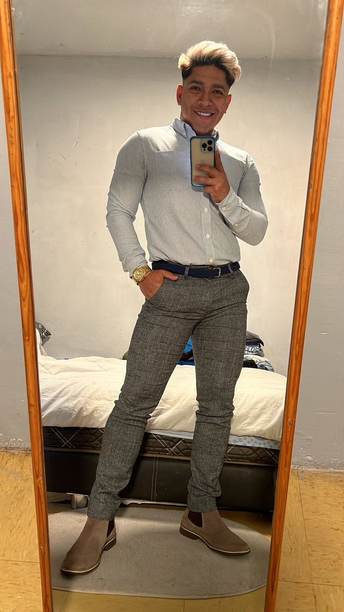 kaigoldboy's tweet photo. También uso ropa #wedingday https://t.co/AVJCEGZhwx