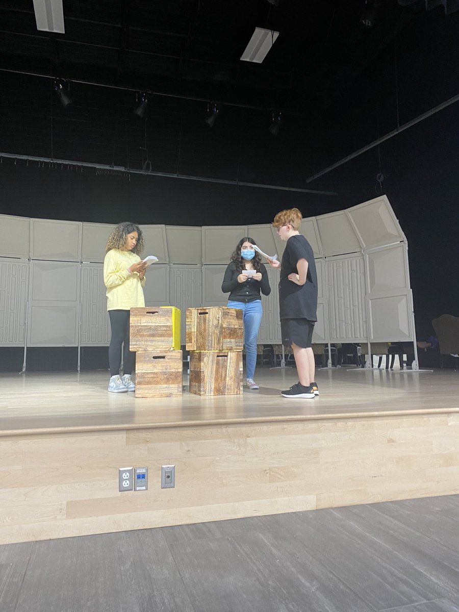 Amanda Carlton tweet media