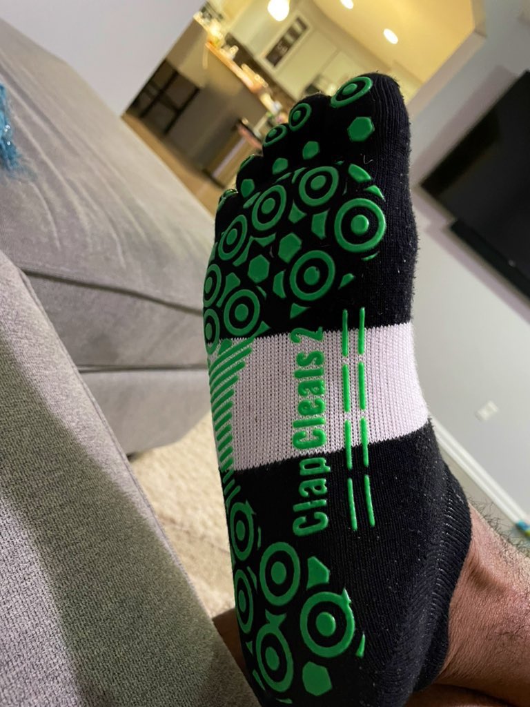 Clap Cleats (ClapCleats) / Twitter