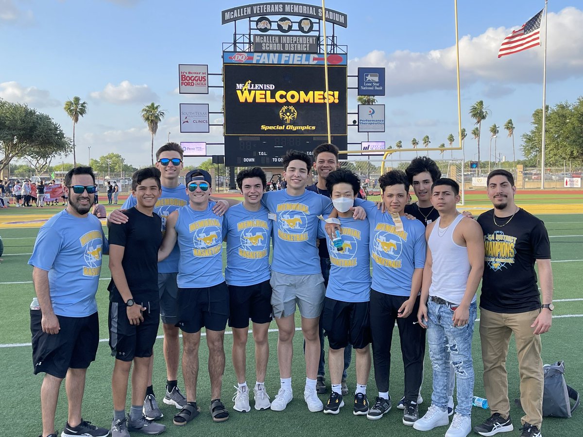 McMemorialHoops's tweet photo. This evening we spent time volunteering at Special Olympics Track meet hosted by @McAllenISD. Humbling experience for the boys. Teaching lessons on and off the court is what it’s all about! 
#MustangPride https://t.co/ewVGrwGn7M