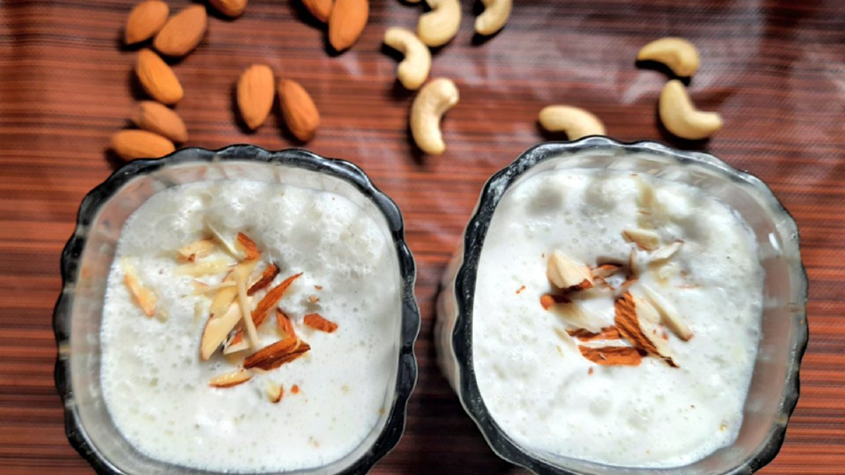 🔺अभ बदाम का दूध आसानी से बनाए जो बाजार से बेहतर भी और पौष्टिक भी💪
🔺Tasty And Healthy Badaam Doodh Recipe | Almond Milkshake at Home❤️‍🔥

🚨 Watch 5 Minute Video On My YOUTUBE Channel USHA SHARMA KITCHEN : youtu.be/7vTGRCl7Gtg
-
#almondmilkshake #badamkadoodh #badaamkadoodh