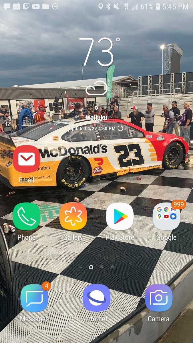 Fitness_Rocks29's tweet photo. @23XIRacing @TALLADEGA @McDonalds I literally still have this as my cell phone background pic... & hoping to save another VL screenshot this weekend... WE (I work at a @McDonalds) need to #parkit in VL again... #TeamMcDonalds #McDPartner #LetsRepeat 😁🍔🍟🚗💨 https://t.co/qfr3zEUe20