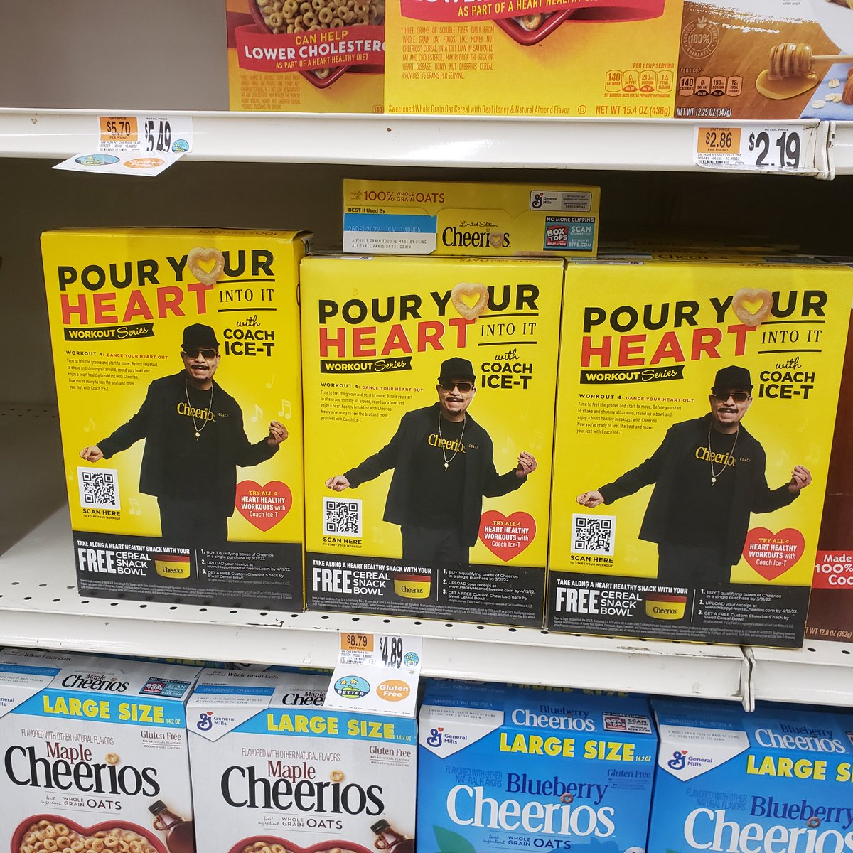 hacJ51's tweet photo. Doing my part #ICETCHALLENGE  #CHEERIOS https://t.co/Uw1JndQOvv