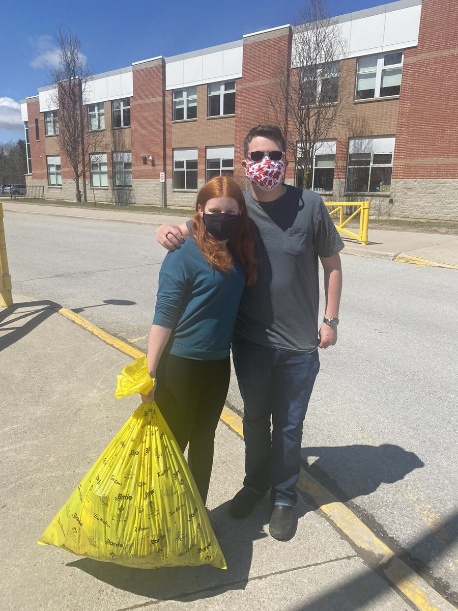 Jill Murphy-Bowman (@jill_murphyb) on Twitter photo Thank you to <a href="/BCSS_council/">BCSS STUDENT COUNCIL</a> for organizing this Spring into Clean partnership to beautify our school and community! Such a refresh, the school looks amazing!!! @umap03 @MrsMcLeodVP <a href="/T_Rodaro/">TRodaro</a> <a href="/SCDSB_Schools/">Simcoe County District School Board</a> #EarthDay2022 Thank you to <a href="/BCSS_council/">BCSS STUDENT COUNCIL</a> for organizing this Spring into Clean partnership to beautify our school and community! Such a refresh, the school looks amazing!!! @umap03 @MrsMcLeodVP <a href="/T_Rodaro/">TRodaro</a> <a href="/SCDSB_Schools/">Simcoe County District School Board</a> #EarthDay2022