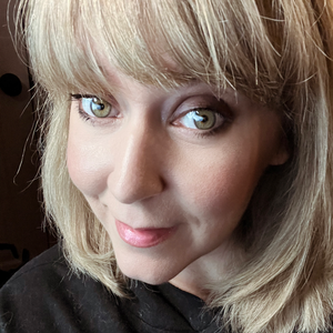 GitcheGumi's tweet photo. We're at it again y'all! Our weekly unwinding! Come hang with us!

https://t.co/UvutezsPSk

or

https://t.co/VfHJB6qY7F

or

https://t.co/MFQHQW82BI

#verymuchneeded #AdultTime #friends #beer #twitchtv #youtubelive #streaming https://t.co/rpIwXKJGe3