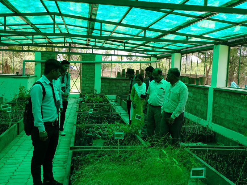 bsi_moefcc's tweet photo. #EarthDay2022 was celebrated at our #AZRC #Jodhpur Regional centre with faculty members and students of G.D. Memorial College, Jodhpur.  Dr. S. L. Meena, Scientist-E &amp; Head of Office, welcomed the visitors and informed them about the activities of BSI. https://t.co/7MH6hBOcZH
