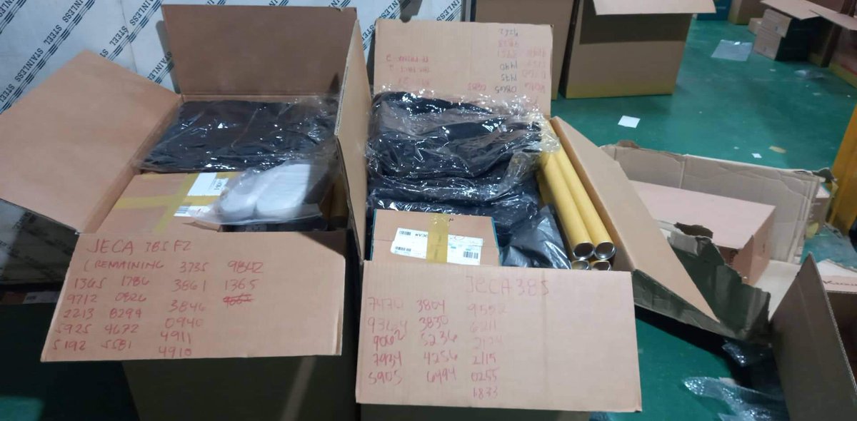 purpleballoonph's tweet photo. Good Morning! #PBPUpdates
BOX 13 & 14 has been closed po! All succeeding items will be automatically put on our Box 15! Thank you po!ππ»ββοΈ Will update masterlist if may mga napasama ba under box 13&14 for those items na naka encode under Box 13. This will be pick up on April 25π₯° https://t.co/4TWkWl0Vbe