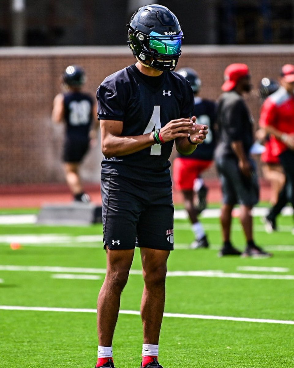 BraswellBooster's tweet photo. Spring football ball has begun! Day2 with helmets!!!
@BengalLifestyle
@AndresPesina ๐ธ
@Coach_Cmoore
@KeeganByrd7
@JaryanW
@brysonnnn_
@Jaylonburton3 https://t.co/GlcMbOhAb8