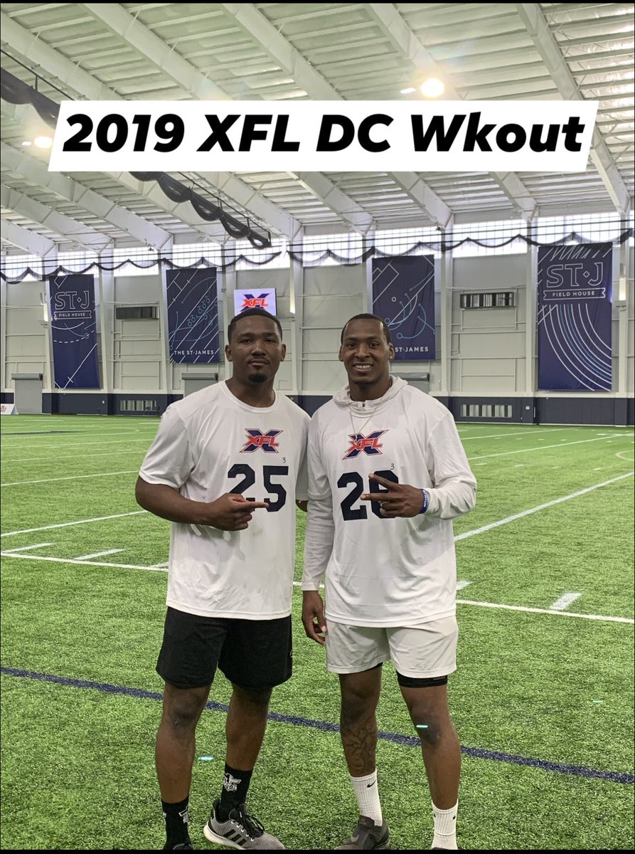 _VL2's tweet photo. A lot has changed but the brotherhood remains! Had fun back on the field with my boy @Greg_Mcghee2 ! Say G, let’s run it back in @XFL2023 @TheRock 👀 Much love my brotha 🚀🏈✊🏽
#HowardLegend #TwinQB #QBFamily #PurposeOverPosition #LeaveYourLegacy #VadLee #GregMcGee #Quarterback https://t.co/zDsQu6mqy4