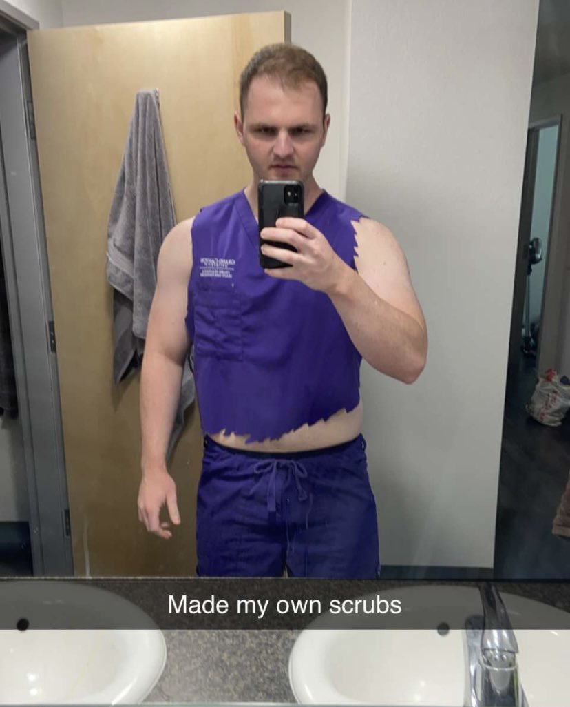 linkhartkatie's tweet photo. Lucas, you are going to be an amazing nurse. #GCUgrad #gcu2022 https://t.co/nJpeJXZMTx