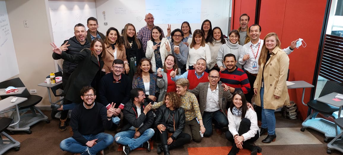 DIBMgestion's tweet photo. @camaracomerbog Foto de .Gracias #CCB proyecto coneXion, la mejor experiencia en servicio coming soon nuestros empresarios y empresarias! https://t.co/yxiFLfW2iK