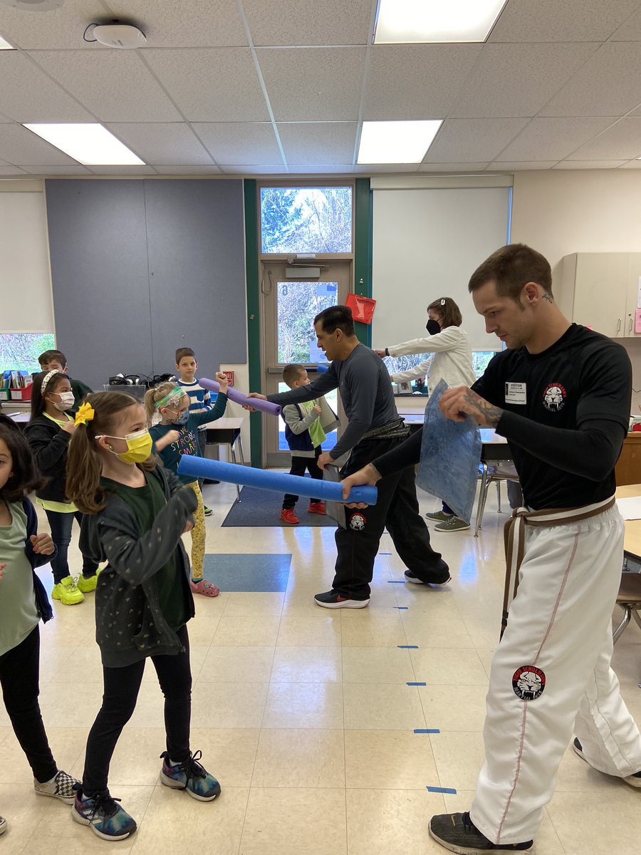 Thank you to our amazing community partners for helping us Sharpen the Saw.  A great day was had by all! <a href="/GovernorWolf/">Governor Wolf Elementary School</a> <a href="/BASDSUPT/">Joseph Roy (Parody)</a> <a href="/BethlehemAreaSD/">BASD</a> <a href="/basdjacksilva/">Jack Silva</a> #BuildingBethlehem