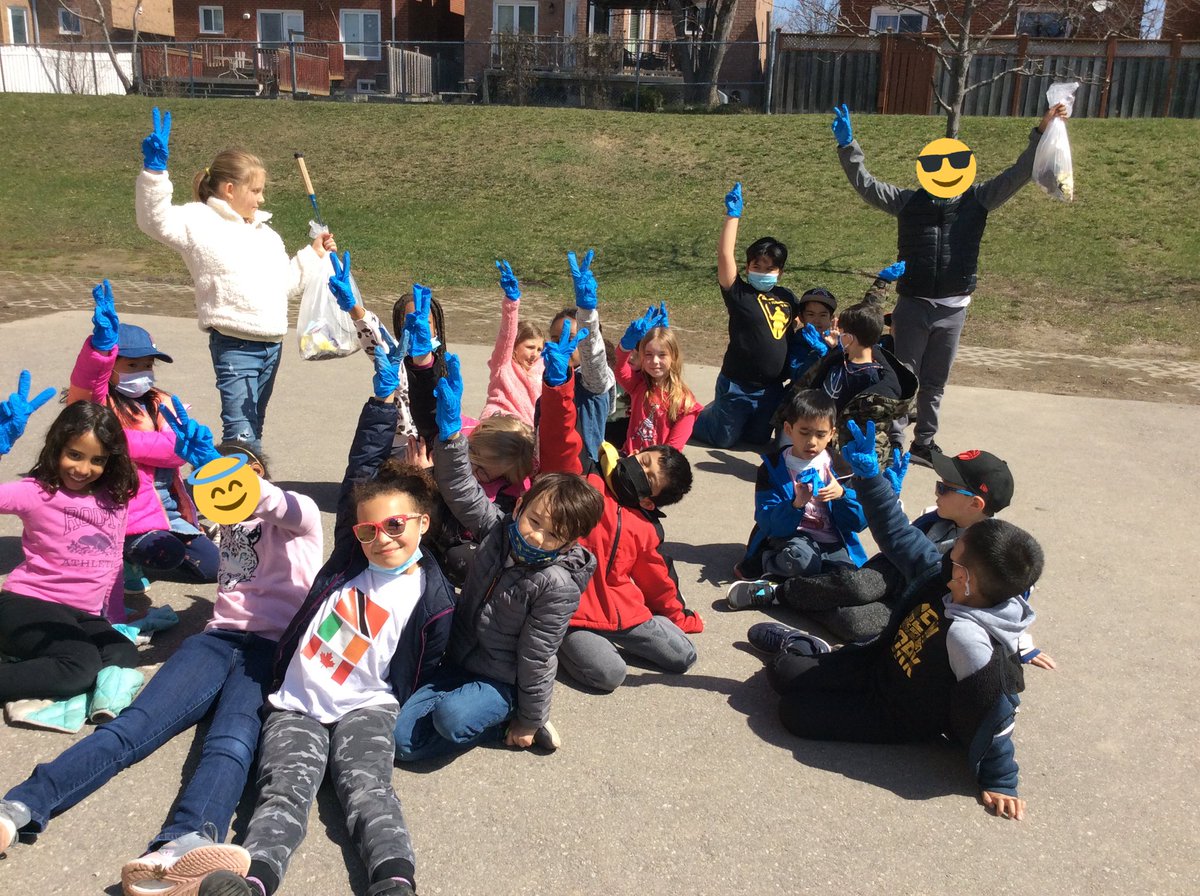 EcoGrego's tweet photo. These kids really get it: @madameviti @DPCDSBSchools @GregoryGrizzly1 We are in good hands!Our kids really took on the Eco mission this year and we are so proud of them! #thefutureislookinggood #nextgenstewards #cantwaittoseethemlead https://t.co/fFkQSotAdc