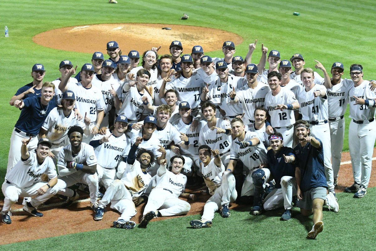 🏆SAC CHAMPS🏆

#1 <a href="/WingateBaseball/">Wingate Baseball</a> claims the outright regular season SAC title with a 10-2 victory over Mars Hill!!

'Dogs are 39-6 overall &amp; 19-2 in the SAC!

#OneDog | #WINgate