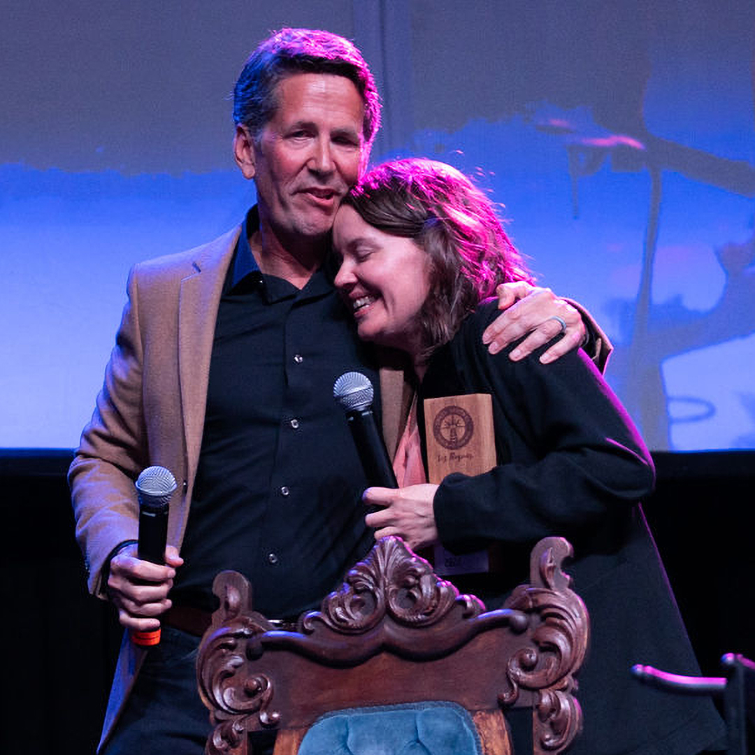 SparkCentral509's tweet photo. Liz joined @1JessWalter on stage at @knitspokane for a conversation about her musical background and the importance of programs like #GirlsRockLab.
Photos by Rogue Heart Media.
#AmplifySparkCentral #LizRognes #JessWalter https://t.co/1nARB4Lzz2