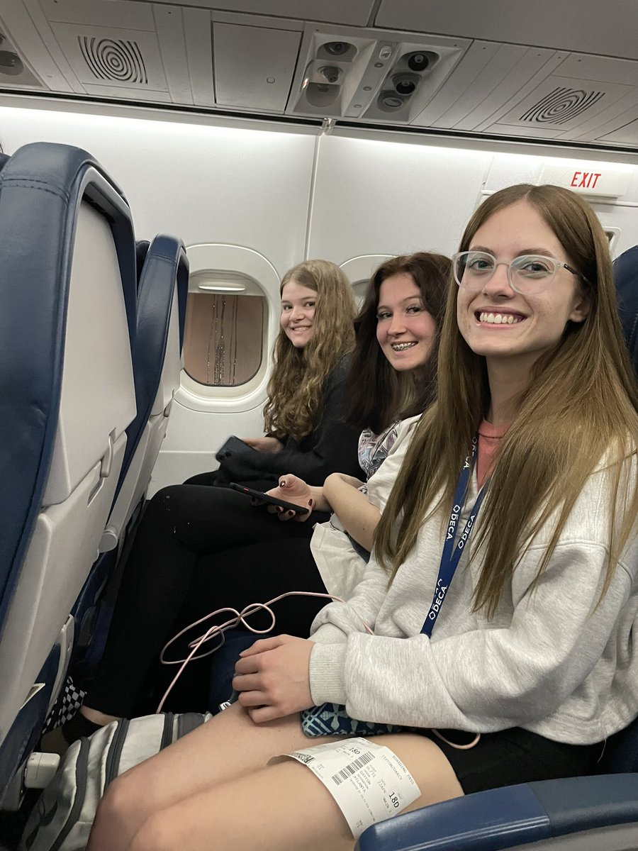 FirebirdBA_DECA's tweet photo. Fantastic day 1 of #DECAICDC https://t.co/Tlplf6Ne7B